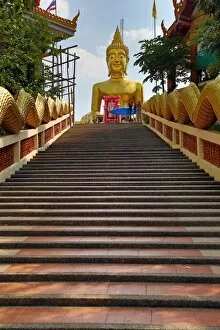 Images Dated 4th December 2012: Big Buddha statue at Wat Khao Phra Bat in Pattaya, Thailand
