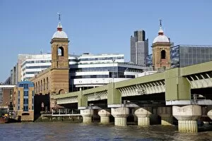Images Dated 28th September 2011: Blackfriars Station and Bridge, London