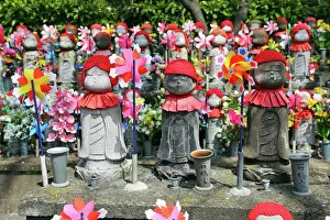 Trending: Buddhist Jizo Statues at the Zozoji Temple, Tokyo, Japan