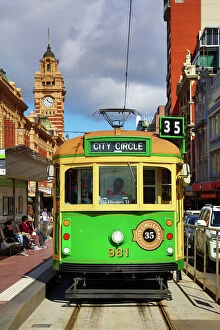 Australia Collection: City Circle tram in Flinders Street, Melbourne, Victoria, Australia