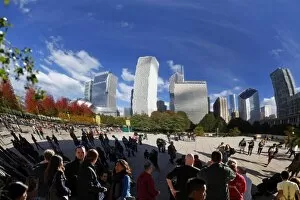Images Dated 20th October 2012: City skyline in the Cloud Gate Sculpture, Chicago, Illinois, America