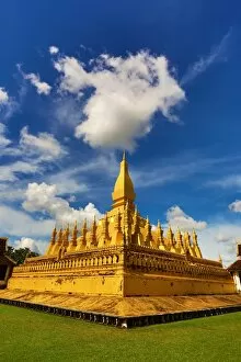 Images Dated 10th September 2015: Cloud over Pha That Luang temple gold Stupa, Vientiane, Laos