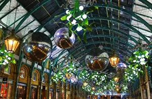 Christmas 2016 Collection: Covent Garden Christmas decorations and lights shaped like mistletoe in London