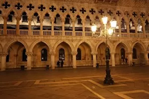 Images Dated 7th February 2013: The Doges Palace in Venice, Italy