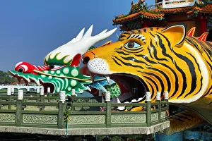 Dragon and Tiger Pagodas temple at the Lotus Ponds, Kaohsiung, Taiwan Dragon and Tiger Pagodas temple at the Lotus Ponds, Kaohsiung, Taiwan
