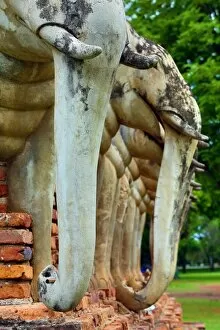 Sukhotai, Thailand Collection: Elephant statues on Wat Sorasak Temple, Sukhotai, Thailand