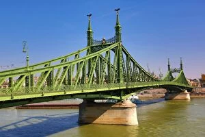 Images Dated 29th September 2017: The Freedom Bridge, aka the Liberty Bridge, over the River Danube in Budapest, Hungary
