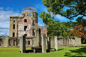 Hiroshima, Japan Collection: The Genbaku Domu, Atomic Bomb Dome, in the Hiroshima Peace Memorial Park, Hiroshima