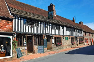 Images Dated 22nd July 2018: The George Inn pub in the High Street, Alfriston, West Sussex, England, United Kingdom