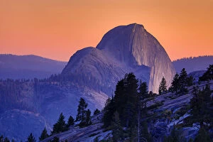 America Collection: Half Dome mountain at sunset in Yosemite Valley, Yosemite National Park, California, USA