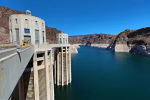 Images Dated 22nd September 2018: Hoover Dam on the border between Nevada and Arizona in the USA