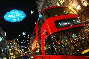 Christmas 2016 Collection: Little Stars Oxford Street Christmas Lights, London