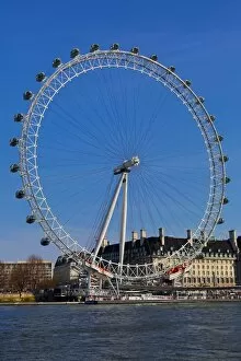Images Dated 29th March 2014: The London Eye aka Millennium Wheel on the River Thames in London, England