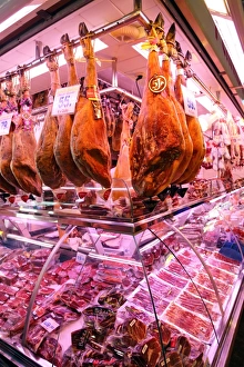 Stalls and fresh produce at La Boqueria market de St Josep, Barcelona, Spain