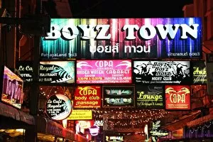Images Dated 3rd December 2012: Night scene of illuminated neon signs in Boyz Town in the Red Light District of Pattaya, Thailand