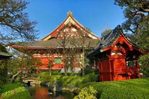Images Dated 8th April 2013: Oriental architecture and gardens of the Sensoji Asakusa Kannon Temple, Tokyo, Japan