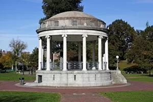 Images Dated 17th October 2012: Parkman Bandstand, Boston Common, Massachusetts