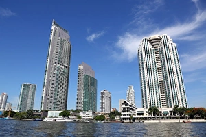 Peninsula Hotel and office buildings on the Chao Phraya River, Bangkok, Thailand Peninsula Hotel and office buildings on the Chao Phraya River, Bangkok, Thailand