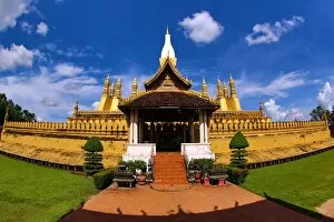 Images Dated 10th September 2015: Pha That Luang gold Stupa, Vientiane, Laos