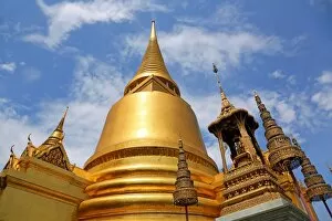 Images Dated 28th May 2013: Phra Siratana Chedi Golden Stupa, Wat Phra Kaew, Temple of the Emerald Buddha Complex, Bangkok