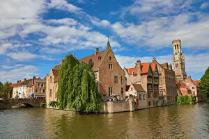 Images Dated 5th August 2019: Quay of the Rosary or Rozenhoedkaai and the Belfry Tower, Bruges, Belgium