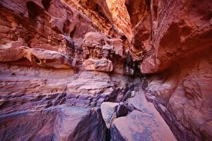 Amman and Jordan Collection: Red rock formations of Khazali Canyon in the desert at Wadi Rum, Jordan
