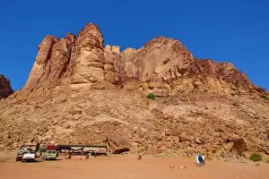 Amman and Jordan Collection: Rock formations of Lawrences Spring in the desert at Wadi Rum, Jordan