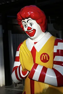 Ronald McDonald statue saying Sawasdee in Patong Beach, Phuket, Thailand Ronald McDonald statue saying Sawasdee in Patong Beach, Phuket, Thailand