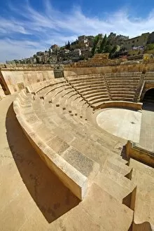 Images Dated 16th October 2016: Small amphitheatre on the Hashemite Plaza in the Old City, Amman, Jordan