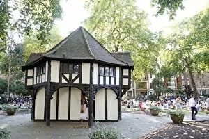 Images Dated 2nd October 2011: Soho Square, London