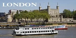Souvenirs Collection: Souvenir of the Tower of London and River Thames, London, England