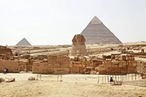 Images Dated 7th April 2011: The Sphinx in Cairo, Egypt