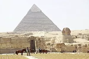 Images Dated 7th April 2011: The Sphinx in Cairo, Egypt