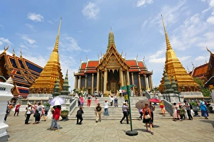 Spires and golden chedi, Wat Phra Kaew, Temple of the Emerald Buddha Complex, Bangkok, Thailand