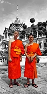 Images Dated 23rd June 2012: Spot colour Buddhist Monks at the Grand Palace, Wat Phra Kaew, Bangkok, Thailand