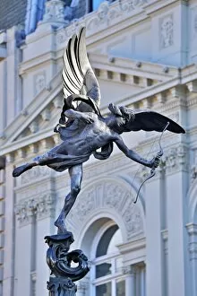 Images Dated 11th November 2012: Statue of Eros in Piccadilly Circus, London
