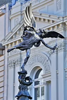 Images Dated 11th November 2012: Statue of Eros in Piccadilly Circus, London
