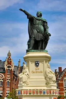 Ghent, Belgium Collection: Statue of Jacob van Artevelde in the Vrigdagmarkt market square, Ghent, Belgium