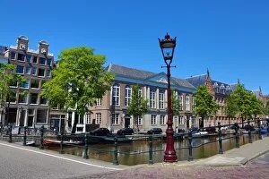 Images Dated 6th June 2016: Street scene with lamppost and canal in Amsterdam, Holland