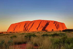 Australia Collection: Sunset at Uluru, Ayers Rock, Australia