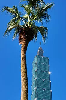 Taiwan Collection: Taipei 101 skyscraper in Taipei, Taiwan