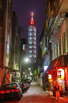 Taipei 101 skyscraper in Taipei, Taiwan Taipei 101 skyscraper in Taipei, Taiwan