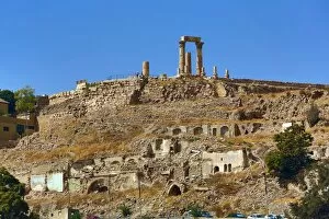 Images Dated 16th October 2016: The Temple of Hercules in the Amman Citadel, Jabal Al-Qala, Amman, Jordan