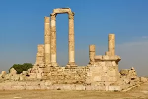 Images Dated 16th October 2016: The Temple of Hercules in the Amman Citadel, Jabal Al-Qala, Amman, Jordan