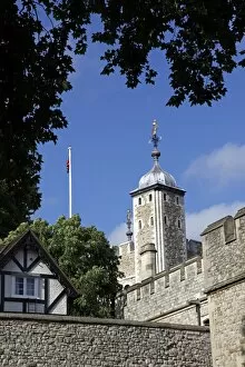 Images Dated 29th May 2011: Tower of London, London