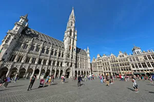 Brussels, Belgium Collection: The Town Hall and buildings of the Grand Place or Grote Markt, Brussels, Belgium