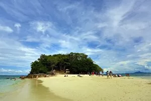 Images Dated 1st December 2012: Tup Island, Krabi, Phuket, Thailand