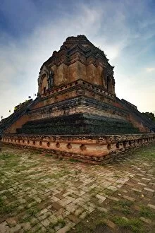 Thai Temples Collection: Wat Chedi Luang temple, Chiang Mai, Thailand