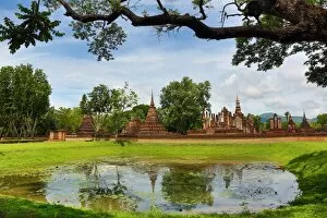 Thai Temples Collection: Wat Mahathat temple, Sukhotai, Thailand