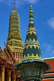 Images Dated 16th November 2014: Wat Phra Kaew, Temple of the Emerald Buddha Complex, Bangkok, Thailand